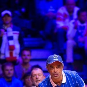 Le capitaine de l'équipe de France Yannick Noah - Le joueur de tennis français Lucas Pouille opposé au joueur Croate Marin Cilic lors de la Finale de la Coupe Davis France vs Croatie, au Stade Pierre Mauroy à Villeneuve d'Ascq, France, le 25 novembre 2018.