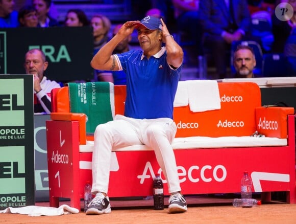 Le capitaine de l'équipe de France Yannick Noah - Le joueur de tennis français Lucas Pouille opposé au joueur Croate Marin Cilic lors de la Finale de la Coupe Davis France vs Croatie, au Stade Pierre Mauroy à Villeneuve d'Ascq, France, le 25 novembre 2018.