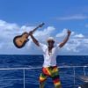 Yannick Noah prend la pose sur son bateau. Instagram, le 9 mars 2019.
