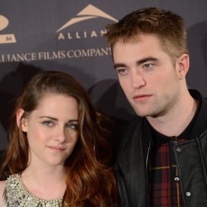 Kristen Stewart et Robert Pattinson - Photocall du film "Twilight Saga: Breaking Dawn" a l'hotel Villamagna a Madrid. Le 15 novembre 2012