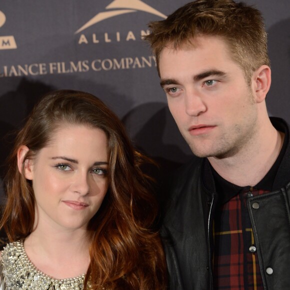 Kristen Stewart et Robert Pattinson - Photocall du film "Twilight Saga: Breaking Dawn" a l'hotel Villamagna a Madrid. Le 15 novembre 2012