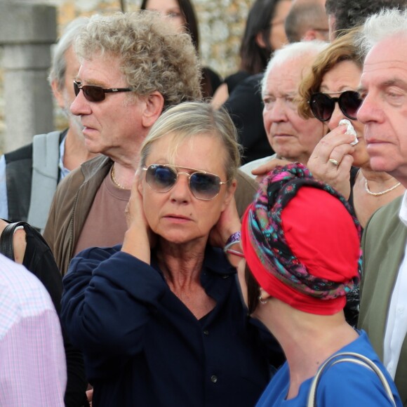 Dorothée (Frédérique Hoschedé), Jacky Jakubowicz, Ariane Carletti - Obsèques de François Corbier (Alain Roux de son vrai nom) au cimetière de Serez dans l'Eure le 5 juillet 2018.