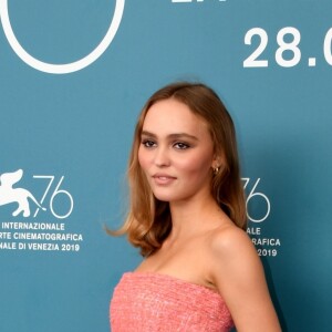 Lily-Rose Depp - Photocall du film "The King" à la 76e Mostra de Venise, Festival International du Film de Venise, le 2 septembre 2019.