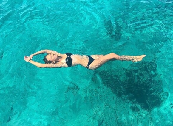 Manon Jean-Mistral divine en bikini sur Instagram, le 5 aout 2019