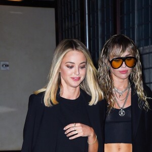 Miley Cyrus et sa compagne Kaitlynn Carter sont allées diner au restaurant La Esquina lors de la Fashion Week 2019 à New York, le 10 septembre 2019