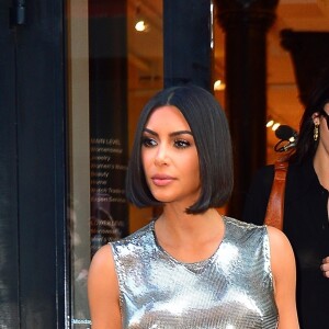 Kendall Jenner est allée faire du shopping avec sa soeur Kim Kardashian lors de la Fashion Week 2019 à New York, le 10 septembre 2019