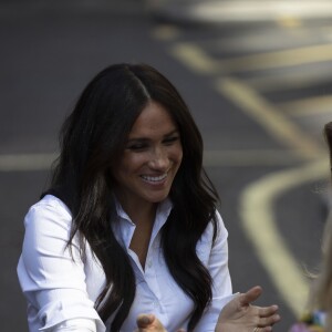 Meghan Markle, duchesse de Sussex arrive au magasin John Lewis sur Oxford Street pour le lancement de sa collection capsule Smart Works à Londres, le 12 septembre 2019.