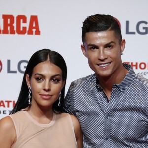 Cristiano Ronaldo et sa compagne Georgina Rodriguez assistent au Prix Marca Leyenda à Madrid en Espagne, le 29 juillet 2019.