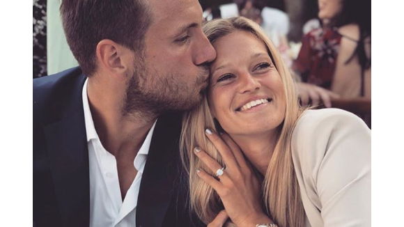 Lucas Pouille : Deuxième mariage avec Clémence, sublime en robe bustier