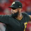 Felipe Vazquez, joueur star des Pirates de Pittsburgh en Major League Baseball (MLB) ici lors d'un match en août 2018, a été arrêté le 17 septembre 2019 pour sollicitation de mineur et fourniture de contenu obscène à un mineur. Il est soupçonné d'avoir eu des relations sexuelles avec une jeune fille de 13 ans.