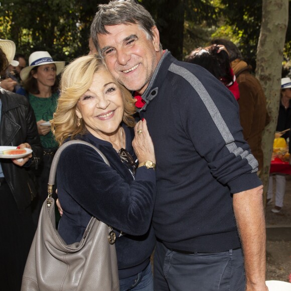 Exclusif - Nicoletta et Tex - Trophée des personnalités au profit de l'association "Make-a-Wish" au jardin du Luxembourg à Paris le 18 septembre 2019. La fondation Make-A-Wish est une association dont le but est d'exaucer le voeu d'enfants âgés de deux ans et demi à dix-sept ans qui sont ou ont été gravement malades. ©Jack Tribeca/Bestimage