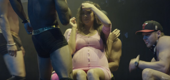 Shay Mitchell fête sa baby shower dans un strip club- 19 sept 2019.