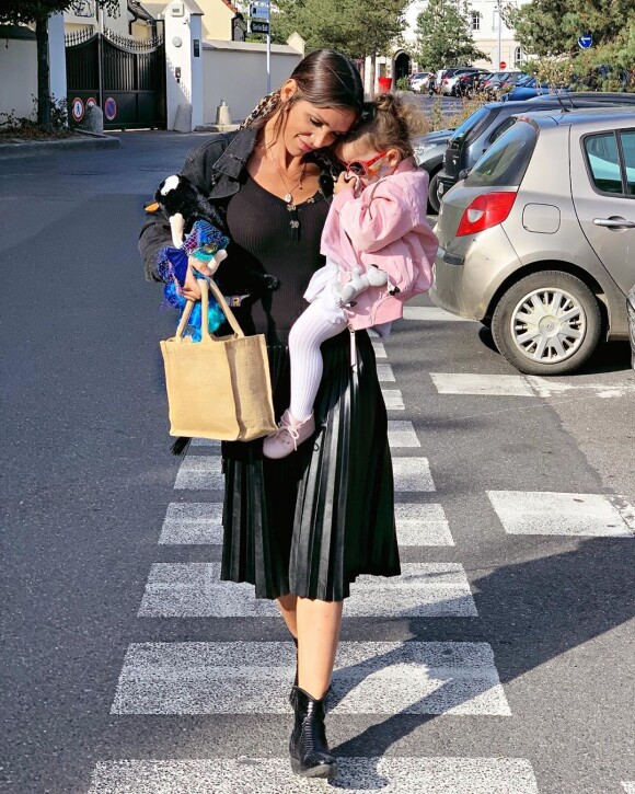 Julia Paredes avec sa fille Luna sur Instagram, le 19 septembre 2019