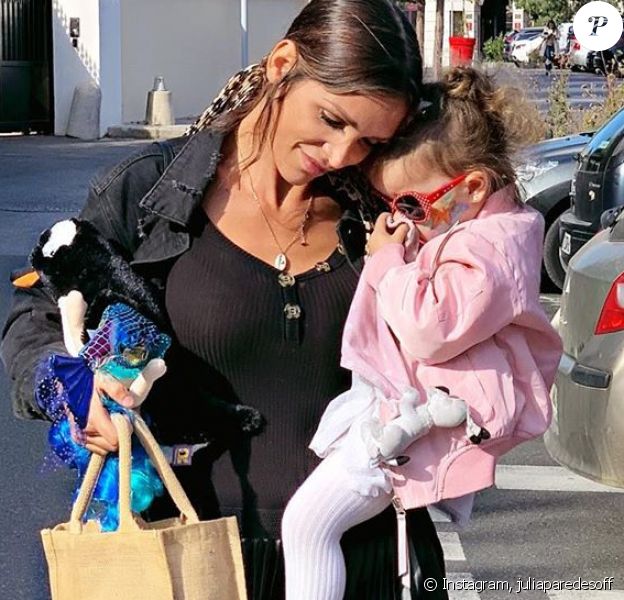 Julia Paredes avec sa fille Luna sur Instagram, le 19 septembre 2019