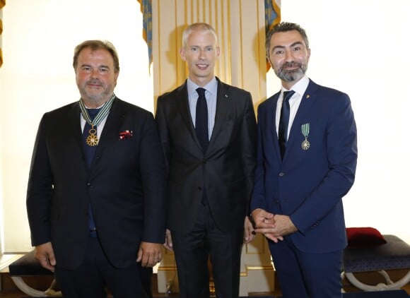 Pierre Hermé, Franck Riester (Ministre de la Culture), David Sinapian - Cérémonie de remise des insignes de Commandeur dans l'Ordre des Arts et des Lettres à Pierre Hermé et de Chevalier dans l'Ordre des Arts et des Lettres à David Sinapian au Ministère de la Culture à Paris, le 23 septembre 2019. © Marc Ausset-Lacroix/Bestimage