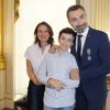 Anne-Sophie Pic, son mari David Sinapian et leur fils Nathan - Cérémonie de remise des insignes de Commandeur dans l'Ordre des Arts et des Lettres à Pierre Hermé et de Chevalier dans l'Ordre des Arts et des Lettres à David Sinapian au Ministère de la Culture à Paris, le 23 septembre 2019. © Marc Ausset-Lacroix/Bestimage