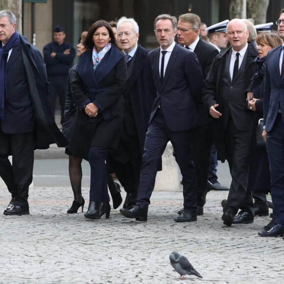 Jean Tibéri, Anne Hidalgo, Christophe Girard - Arrivées en l'église Saint-Sulpice pour les obsèques de l'ancien président de la République Jacques Chirac à Paris. Un service solennel sera présidé par le président de la République. Le 30 septembre 2019 © Stéphane Lemouton / Bestimage