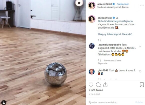 Alizée partage sa rentrée dans l'école de danse Lyonnet le 11 septembre 2019.