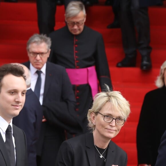 Martin Chirac, sa mère Claude Chirac et son mari Frédéric Salat-Baroux - Sorties des obsèques de l'ancien président de la République Jacques Chirac en l'église Saint-Sulpice à Paris. Le 30 septembre 2019 © Dominique Jacovides / Bestimage