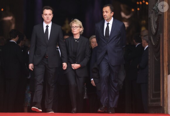 Martin Chirac, sa mère Claude Chirac et son mari Frédéric Salat-Baroux - Sorties des obsèques de l'ancien président de la République Jacques Chirac en l'église Saint-Sulpice à Paris. Le 30 septembre 2019 © Dominique Jacovides / Bestimage