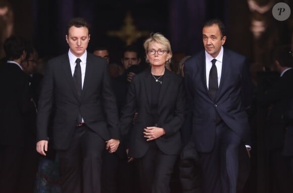 Martin Chirac, sa mère Claude Chirac et son mari Frédéric Salat-Baroux - Sorties des obsèques de l'ancien président de la République Jacques Chirac en l'église Saint-Sulpice à Paris. Le 30 septembre 2019 © Dominique Jacovides / Bestimage