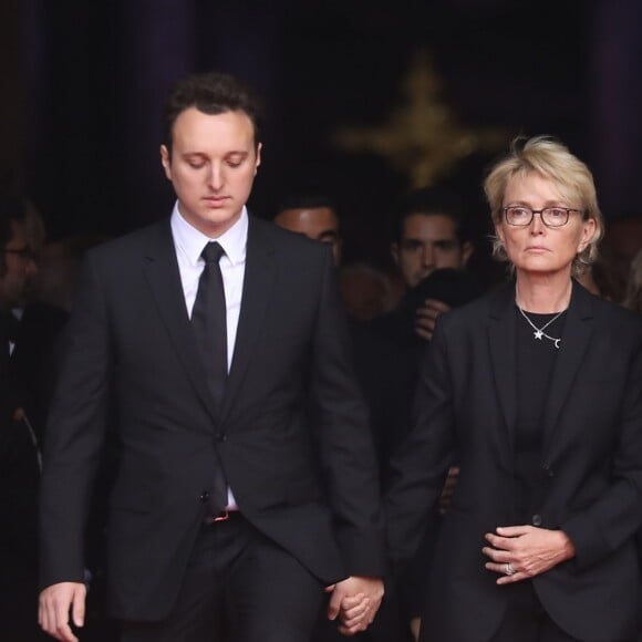 Martin Chirac, sa mère Claude Chirac et son mari Frédéric Salat-Baroux - Sorties des obsèques de l'ancien président de la République Jacques Chirac en l'église Saint-Sulpice à Paris. Le 30 septembre 2019 © Dominique Jacovides / Bestimage