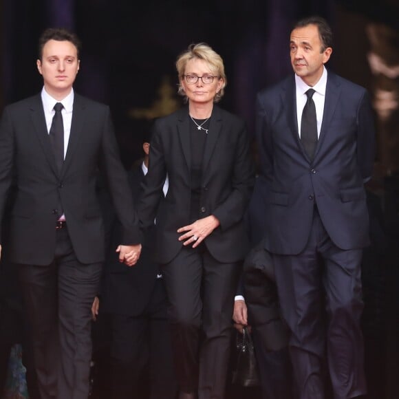 Martin Chirac, sa mère Claude Chirac et son mari Frédéric Salat-Baroux - Sorties des obsèques de l'ancien président de la République Jacques Chirac en l'église Saint-Sulpice à Paris. Le 30 septembre 2019 © Dominique Jacovides / Bestimage