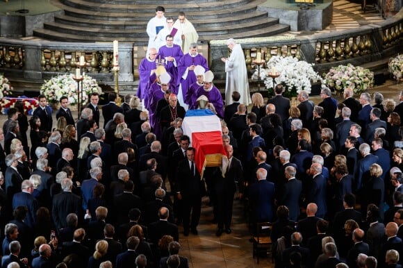 Le cercueil de Jacques Chirac lors de ses obsèques en l'eglise Saint-Sulpice, à Paris, le 30 septembre 2019 © Eliot Blondet / Pool / Bestimage