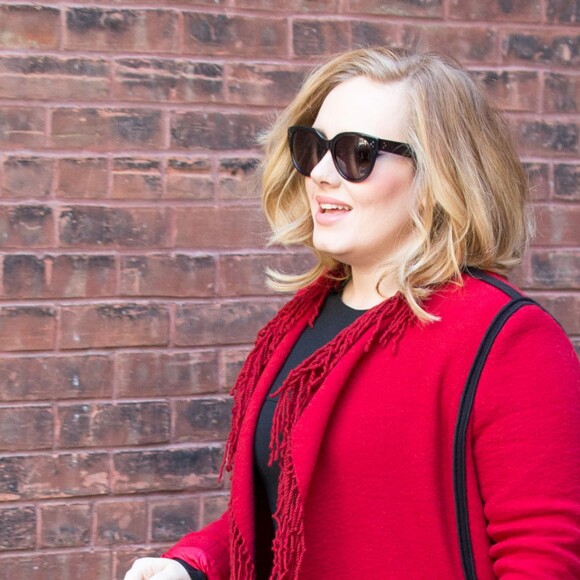 La chanteuse Adele va faire la balance avant son concert à New York, le 20 novembre 2015.