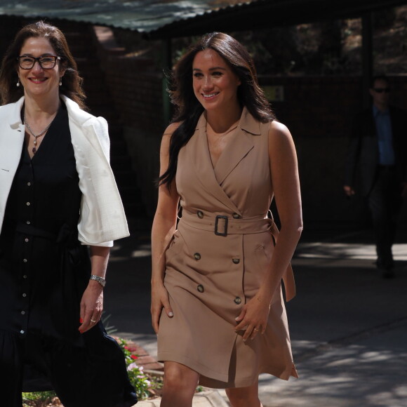 Meghan Markle, duchesse de Sussex, se rend à l'Université de Johannesburg où elle a  participé à une table ronde avec l'Association des universités du Commonwealth, dont elle est la marraine. Johannesburg, Afrique du Sud, le 1er octobre 2019.