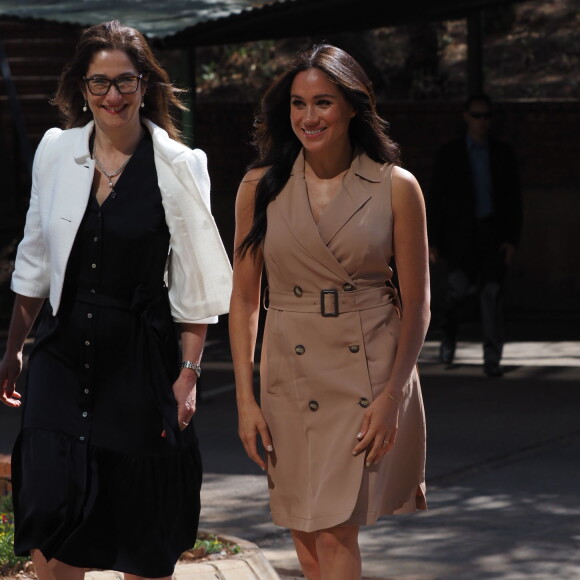 Meghan Markle, duchesse de Sussex, se rend à l'Université de Johannesburg où elle a  participé à une table ronde avec l'Association des universités du Commonwealth, dont elle est la marraine. Johannesburg, Afrique du Sud, le 1er octobre 2019.