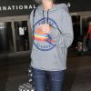 Laeticia Hallyday arrive à l'aéroport LAX de Los Angeles en provenance de Paris, le 1er octobre 2019.