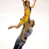 Marina Anissina et Gwendal Peizerat médaillés d'or lors des Jeux olympiques de Salt Lake City le 18 février 2002. 