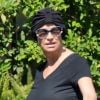 Exclusif - Vinnie Jones et sa femme Tanya Jones ont été aperçus à la sortie d'une pharmacie à Los Angeles. Le couple est marié depuis 23 ans et se sont soutenus mutuellement concernant leurs maladies respectives (cancer). Tayna portait un foulard sur le tête, le 1er septembre 2018.