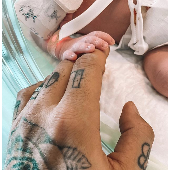 Jessica Thivenin et Thibault Garcia ont accueilli leur fils Maylone le 7 octobre 2019. Un bébé qui doit être opéré d'urgence.