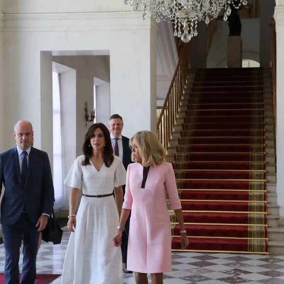 La première dame Brigitte Macron et Jean-Michel Blanquer, ministre de l'Education Nationale, reçoivent la princesse Mary de Danemark au Palais de l'Elysée à Paris, France, le 24 juin 2019. © Jacques Demarthon/Pool/Bestimage