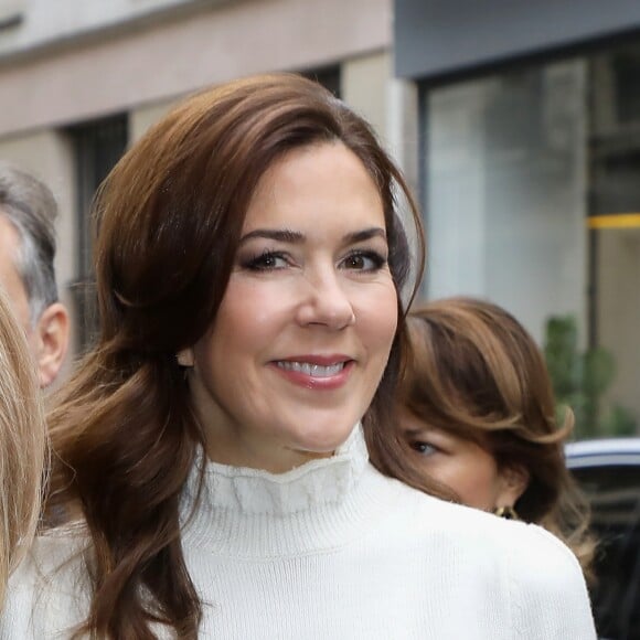 La princesse Mary de Danemark lors de la visite de la cité scolaire Alphonse de Lamartine à Paris le 9 octobre 2019. © Dominique Jacovides / Bestimage