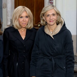 Brigitte Macron, Valérie Pécresse, présidente du conseil régional d'Ile de France lors de la visite de la cité scolaire Alphonse de Lamartine à Paris le 9 octobre 2019. © Dominique Jacovides / Bestimage