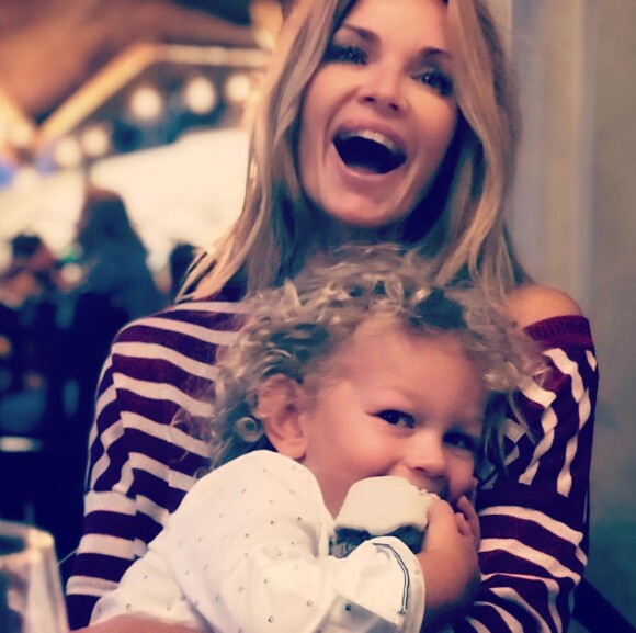 Ingrid Chauvin pose avec son fils Tom, sur Instagram, en septembre 2019.