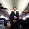 Justin Trudeau s'explique face à la presse dans l'avion qui le mène à Halifax, pour une photo d'un blackface, le 18 septembre 2019.