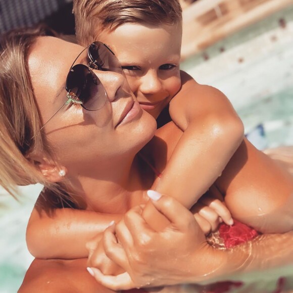 Amélie Neten et son fils Hugo complices sur Instagram, le 4 juillet 2019