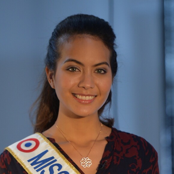 Exclusif - Vaimalama Chaves, Miss France 2019 - Enregistrement des émissions "Animaux Stars" présentées par Bernard Montiel. Le 13 mars 2019 © Veeren / Bestimage