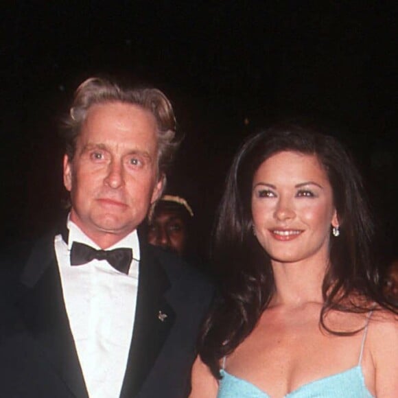 Catherine Zeta-Jones et Michael Douglas à New York en 1999.