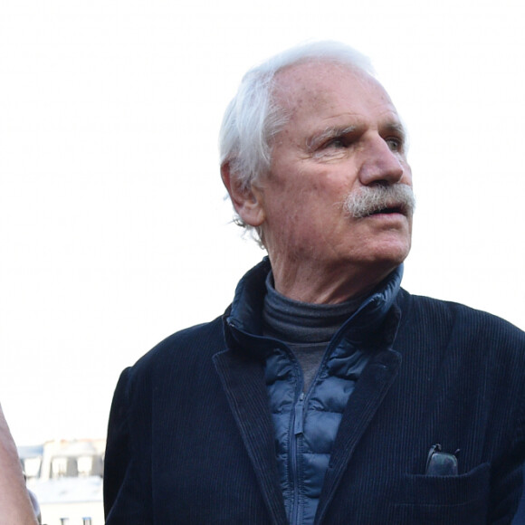 Sophie Mounicot, Yann Arthus-Bertrand et Anne Hidalgo - Vendanges des vignes du Clos Montmartre à Paris le 12 octobre 2019. © Giancarlo Gorassini/Bestimage