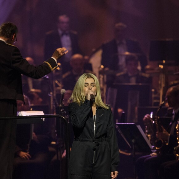 Julie Zenatti - Concert caritarif "Rêves de Gosse" organisé par l'association "Les Chevaliers du Ciel" au théâtre des Champs-Elysées à Paris le 9 octobre 2019. © Jeremy Melloul/Bestimage