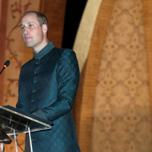 Le prince William - Le duc et la duchesse de Cambridge lors d'une réception offerte par le haut commissaire britannique à Islamabad, Pakistan le 15 octobre 2019.  The Duke of Cambridge speaks at a reception hosted by the British High Commissioner to Pakistan Thomas Drew CMG at the National Monument in Islamabad during the second day of the royal visit to Pakistan.15/10/2019 - Islamabad