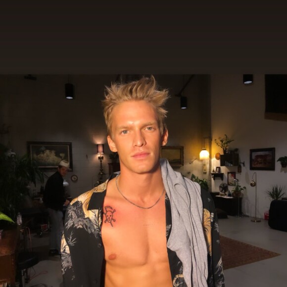 Cody Simpson dévoile son nouveau tatouage, fait avec Miley Cyrus- 16 octobre 2019.