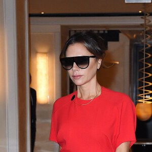 Victoria Beckham a été aperçue à la sortie de son hôtel à New York, le 16 octobre 2019.