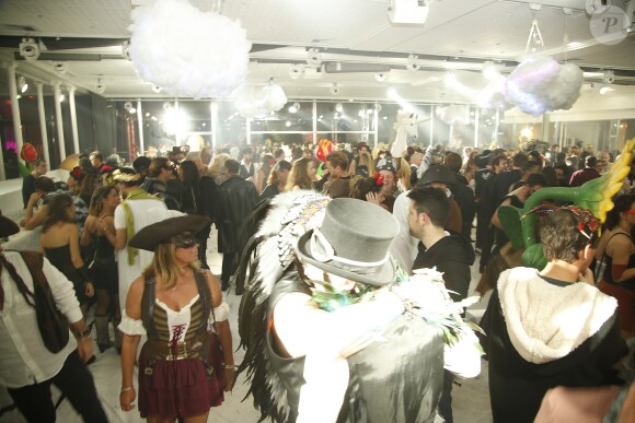 Illustration - Soirée "Bal Masqué" pour le 40ème anniversaire de la société Dorcel au Pavillon d'Armenonville à Paris, le 18 octobre 2019. © Christophe Aubert via Bestimage