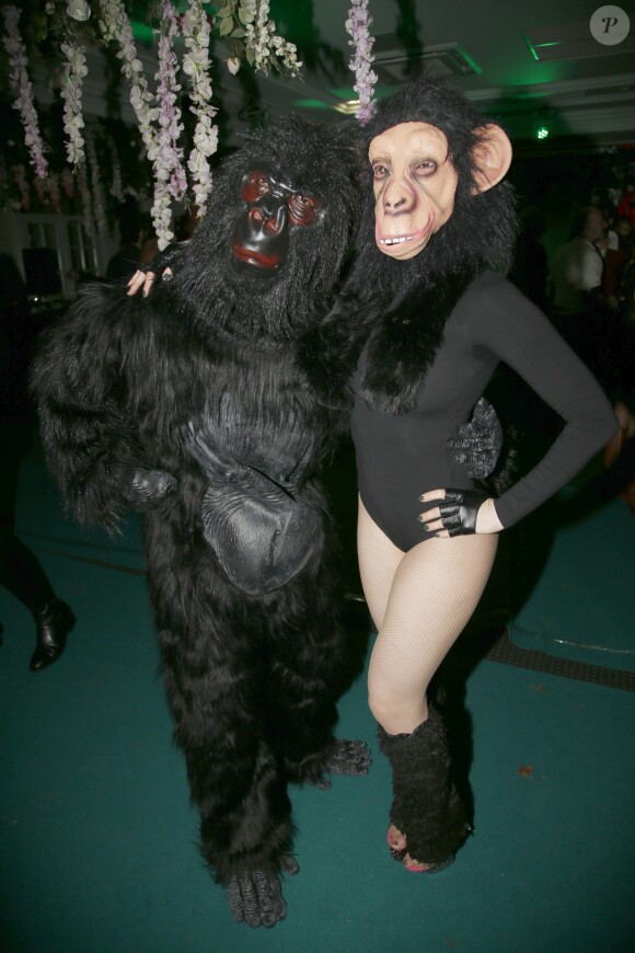 Guest - Soirée "Bal Masqué" pour le 40ème anniversaire de la société Dorcel au Pavillon d'Armenonville à Paris, le 18 octobre 2019. © Christophe Aubert via Bestimage